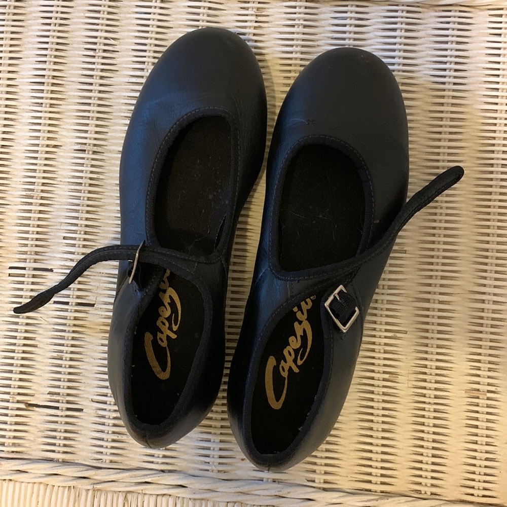 20% off bundle of 3+ gently worn capezio tap